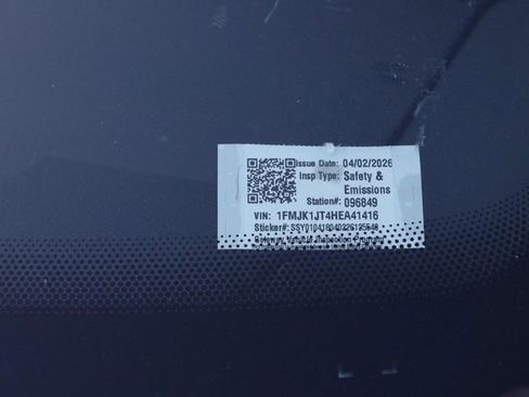 Used 2017 Ford Expedition EL XLT w/ Equipment Group 201A AWD/4WD image 29