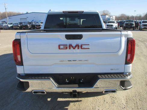 New 2026 GMC Sierra 1500 SLT w/ SLT Premium Plus Package image 6
