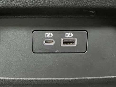 Used 2024 Nissan Frontier SV w/ Technology Package image 50