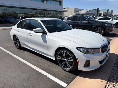 Used 2023 BMW 330i Sedan w/ Premium Package RWD image 4
