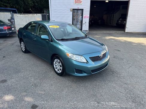Used 2010 Toyota Corolla LE FWD image 32