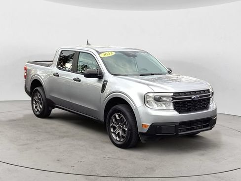 Used 2023 Ford Maverick XLT FWD image 7