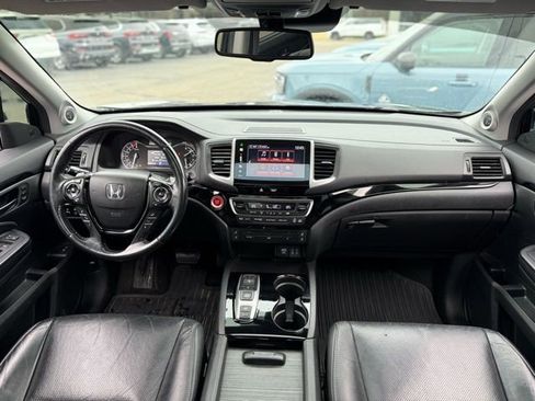 Used 2016 Honda Pilot Elite image 3