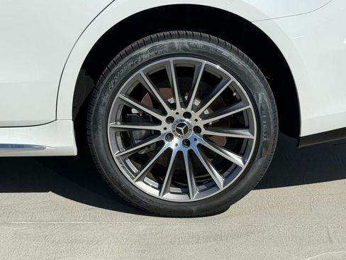 New 2026 Mercedes-Benz S 580 4MATIC Sedan image 13