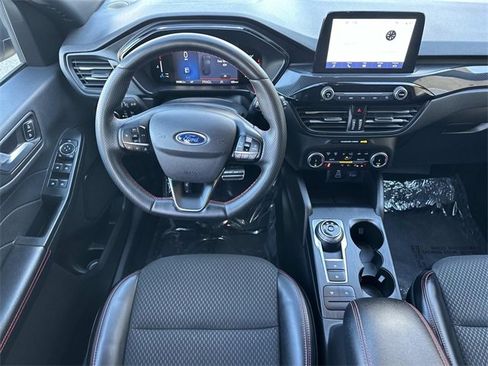 Used 2024 Ford Escape ST-Line image 9