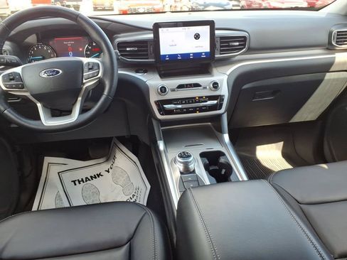 Certified 2024 Ford Explorer XLT w/ Equipment Group 202A AWD/4WD image 13
