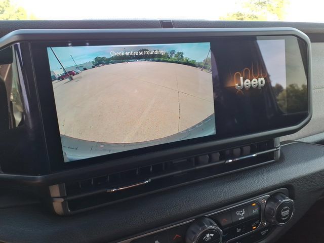 Used 2024 Jeep Wrangler Sport AWD/4WD image 10