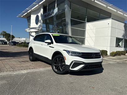 Certified 2022 Volkswagen Tiguan SE w/ Panoramic Sunroof Package