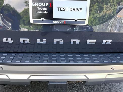 Used 2025 Toyota 4Runner Limited AWD/4WD image 10