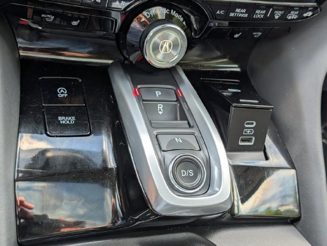 Used 2023 Acura MDX w/ Technology Package AWD/4WD image 29