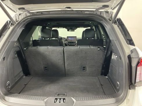 Used 2025 Ford Explorer ST AWD/4WD image 32