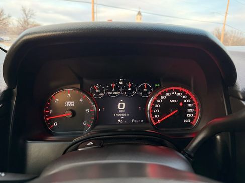 Used 2015 GMC Yukon Denali w/ Premium Package image 17