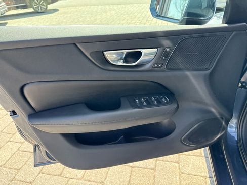 Used 2023 Volvo S60 B5 Ultimate w/ Climate Package FWD image 4