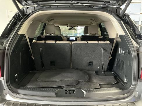 Used 2023 Ford Explorer XLT w/ Equipment Group 202A AWD/4WD image 26