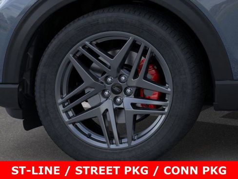 New 2026 Ford Explorer ST-Line w/ ST-Line Street Pack image 19