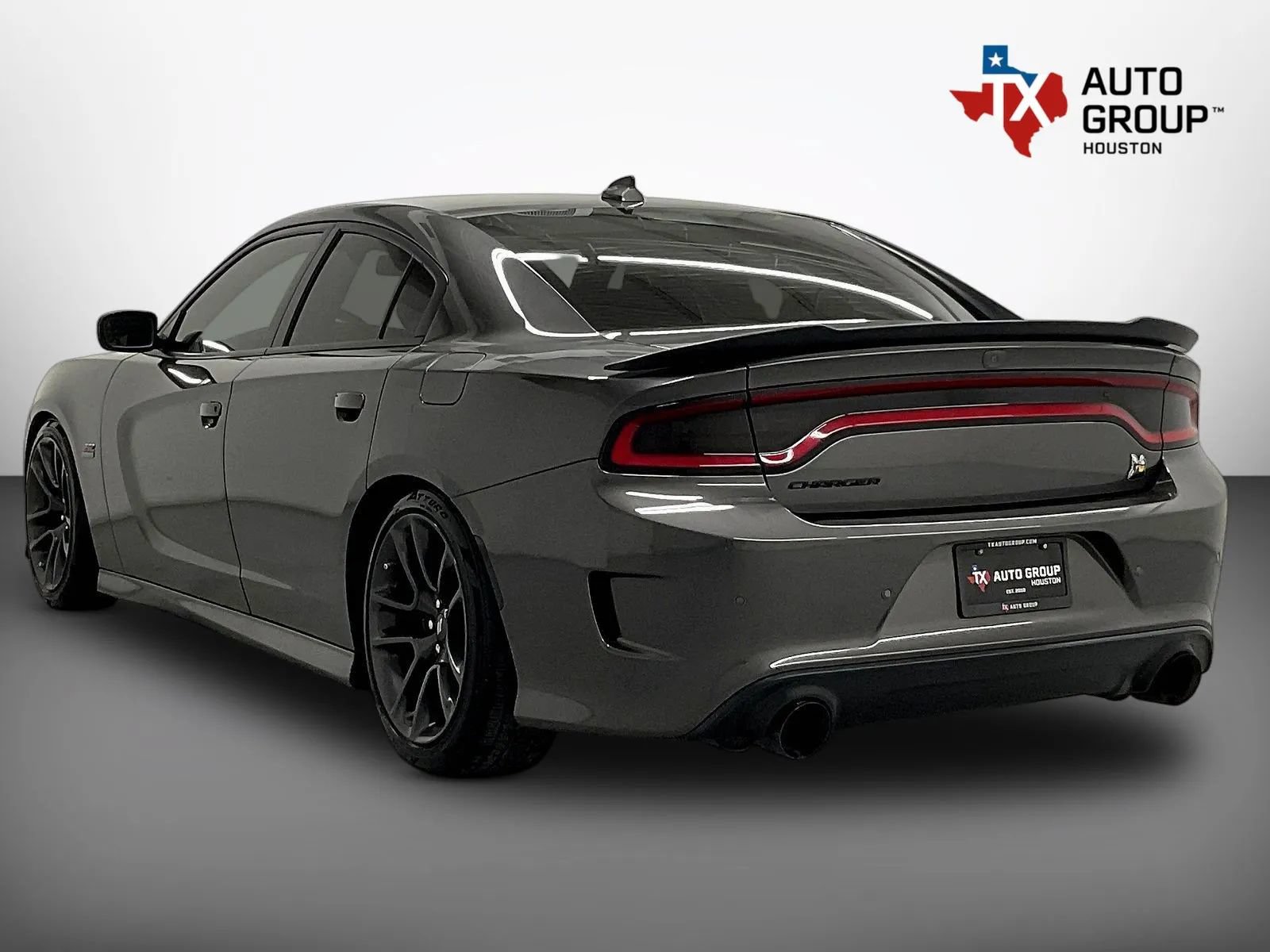 Used 2020 Dodge Charger Scat Pack w/ Plus Group RWD image 3