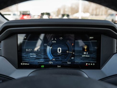 New 2027 Chevrolet Bolt RS FWD image 21