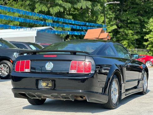 Used 2007 Ford Mustang Coupe RWD image 7