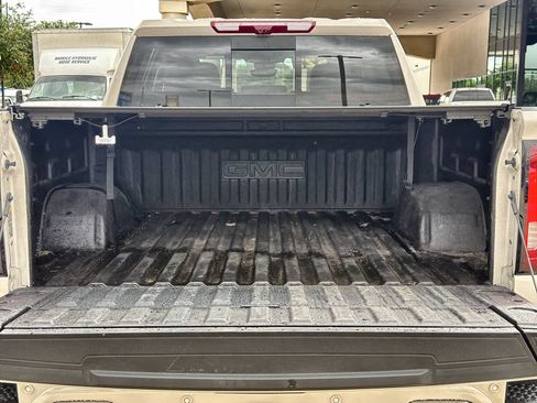 Used 2026 GMC Sierra 1500 Denali AWD/4WD image 24