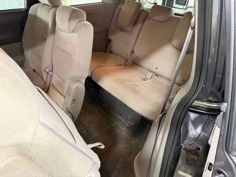Used 2016 Honda Odyssey SE image 11