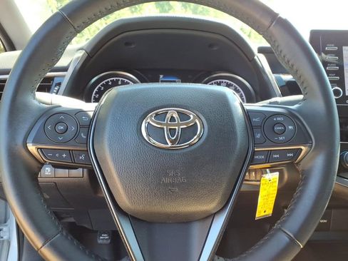 Used 2023 Toyota Camry SE FWD image 20