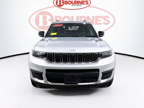 Used 2024 Jeep Grand Cherokee L Limited w/ Luxury Tech Group II image 6