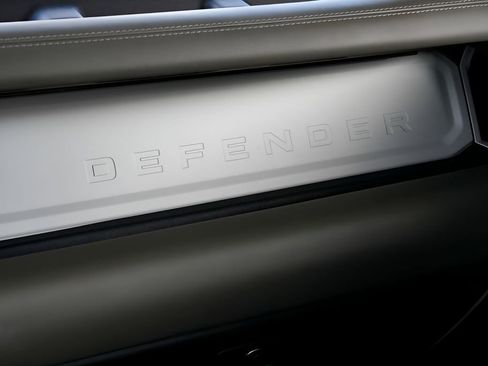 Used 2022 Land Rover Defender 110 XS Edition image 39