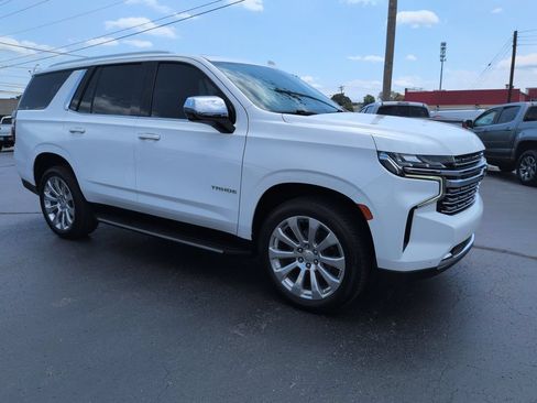 Used 2021 Chevrolet Tahoe Premier w/ Premium Package AWD/4WD image 7