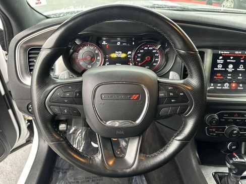 Used 2018 Dodge Charger R/T image 15