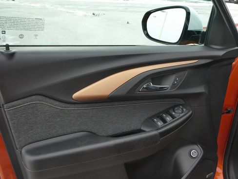 Used 2023 Chevrolet TrailBlazer ACTIV w/ Sun and Liftgate Package image 24