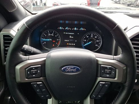 Used 2021 Ford Expedition XLT image 22