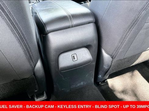 Used 2021 Nissan Sentra SV FWD image 10