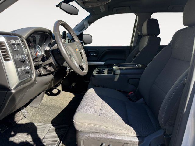 Used 2018 Chevrolet Silverado 1500 LT w/ All Star Edition AWD/4WD image 11