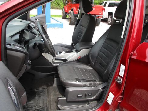 Used 2013 Ford Escape SEL FWD image 17