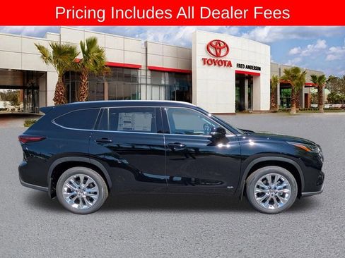 New 2026 Toyota Highlander Limited AWD/4WD image 4