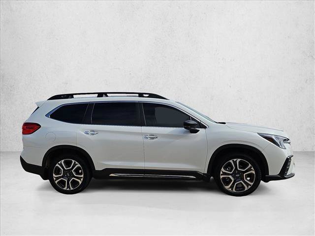 Used 2024 Subaru Ascent Touring AWD/4WD image 4