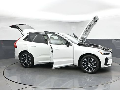 Used 2023 Volvo XC60 B5 Ultimate AWD/4WD image 49