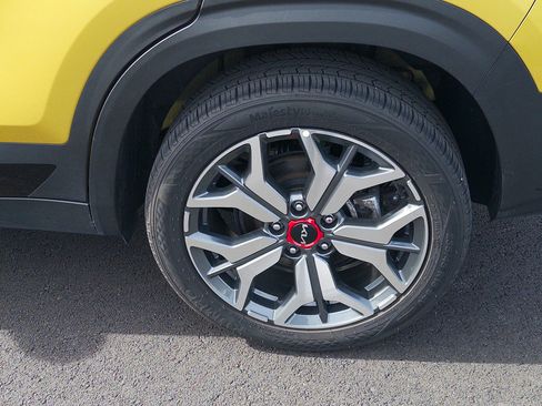 Used 2023 Kia Seltos SX image 4