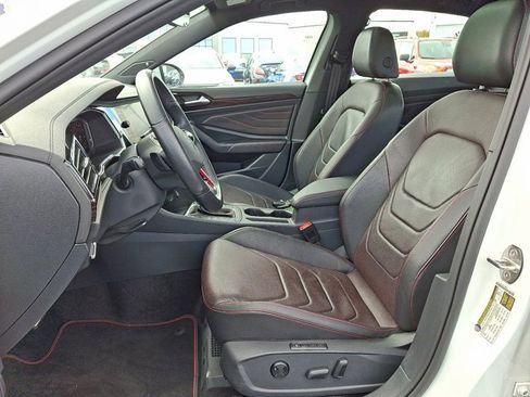 Certified 2023 Volkswagen Jetta GLI Autobahn image 16