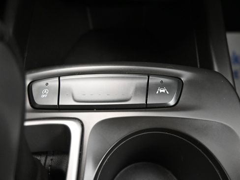 Used 2024 Chevrolet Trax LS w/ LS Convenience Package FWD image 20