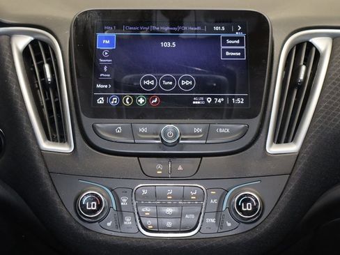 Used 2023 Chevrolet Malibu LT image 29