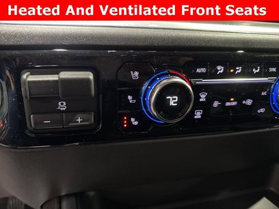 New 2026 GMC Sierra 2500 SLT w/ SLT Premium Package