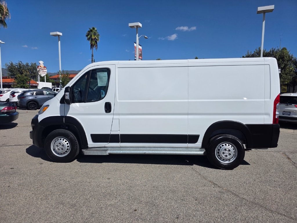 Used 2025 RAM ProMaster 2500 w/ U-Haul Equipment Group FWD image 9