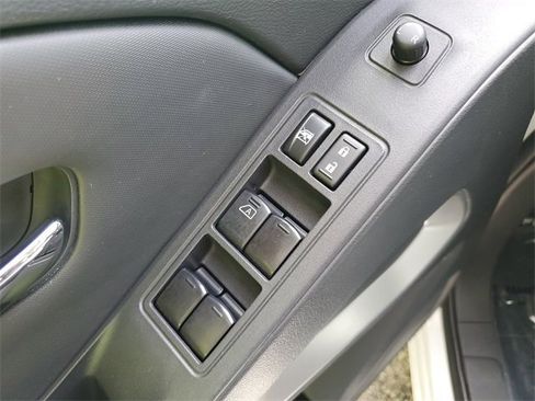 Certified 2023 Nissan Frontier SV w/ SV Convenience Package image 23