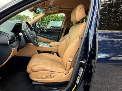 Used 2022 Genesis GV80 3.5T w/ Advanced Package 06 AWD/4WD image 12
