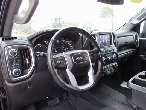 Certified 2022 GMC Sierra 2500 SLE w/ SLE Value Package; image 14
