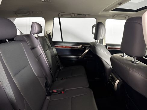 Used 2019 Lexus GX 460 Premium AWD/4WD image 35