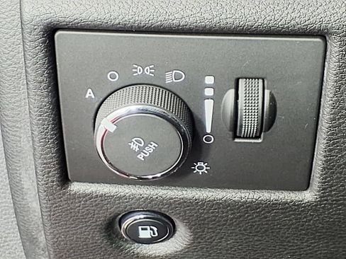 Used 2017 Jeep Grand Cherokee Limited AWD/4WD image 17