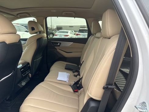 Used 2024 Acura MDX SH-AWD w/ Technology Package image 7