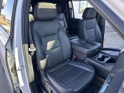 Certified 2023 Chevrolet Suburban High Country image 27